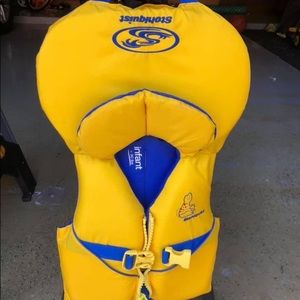 Stohlquist Infant life vest